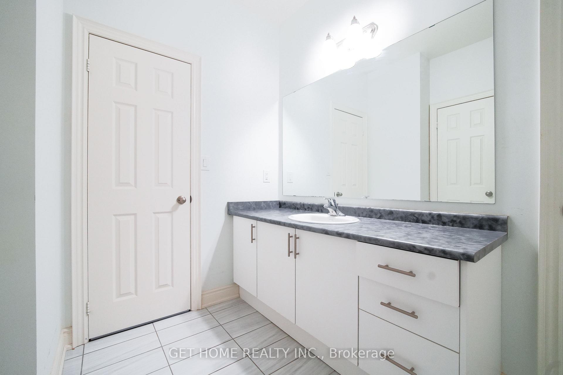 Photo 44 of 114 Attwater Drive, Cambridge, Little's Corners — HOMEH