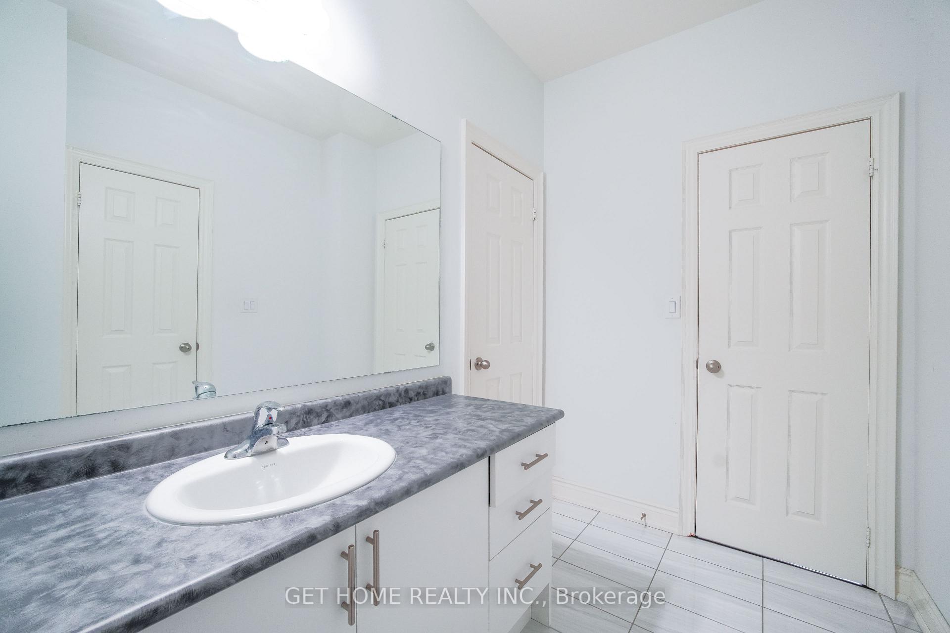 Photo 45 of 114 Attwater Drive, Cambridge, Little's Corners — HOMEH