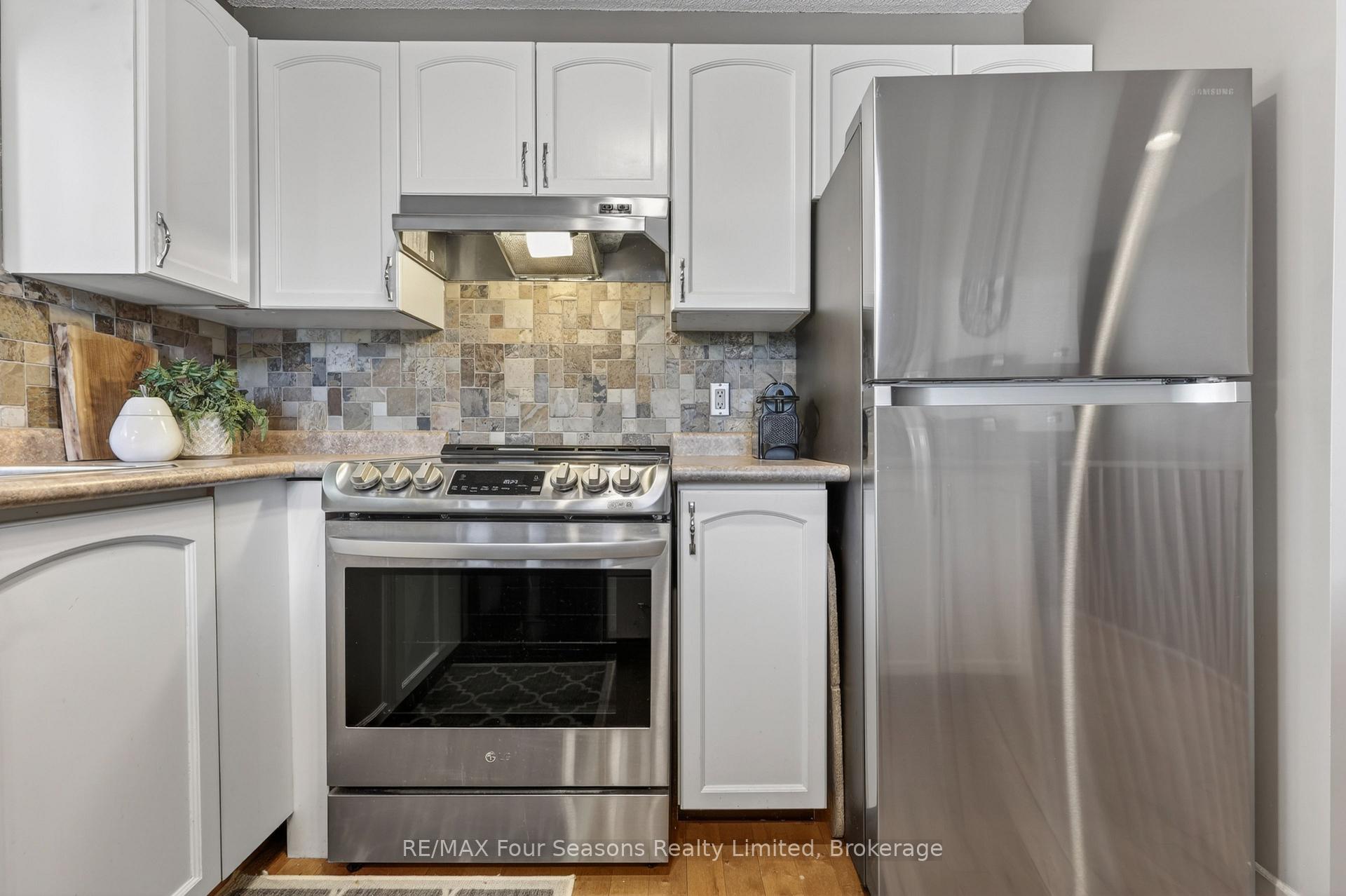 Photo 11 of Unit 21, 104 Kellie's Way, Blue Mountains — HOMEH
