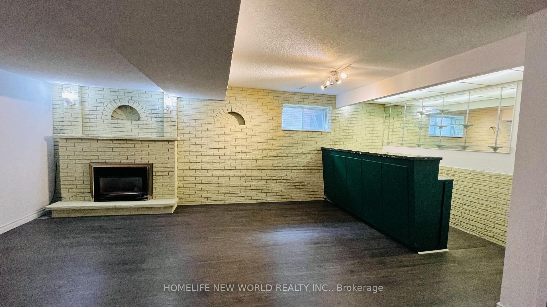 Photo 7 of Unit Lower, 38 Weldrick Road W, Richmond Hill, North Richvale — HOMEH