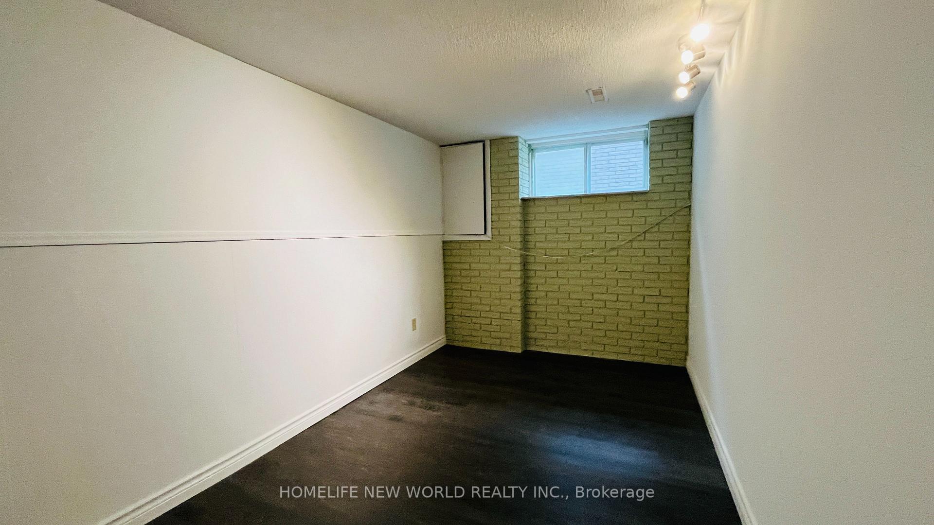 Photo 9 of Unit Lower, 38 Weldrick Road W, Richmond Hill, North Richvale — HOMEH