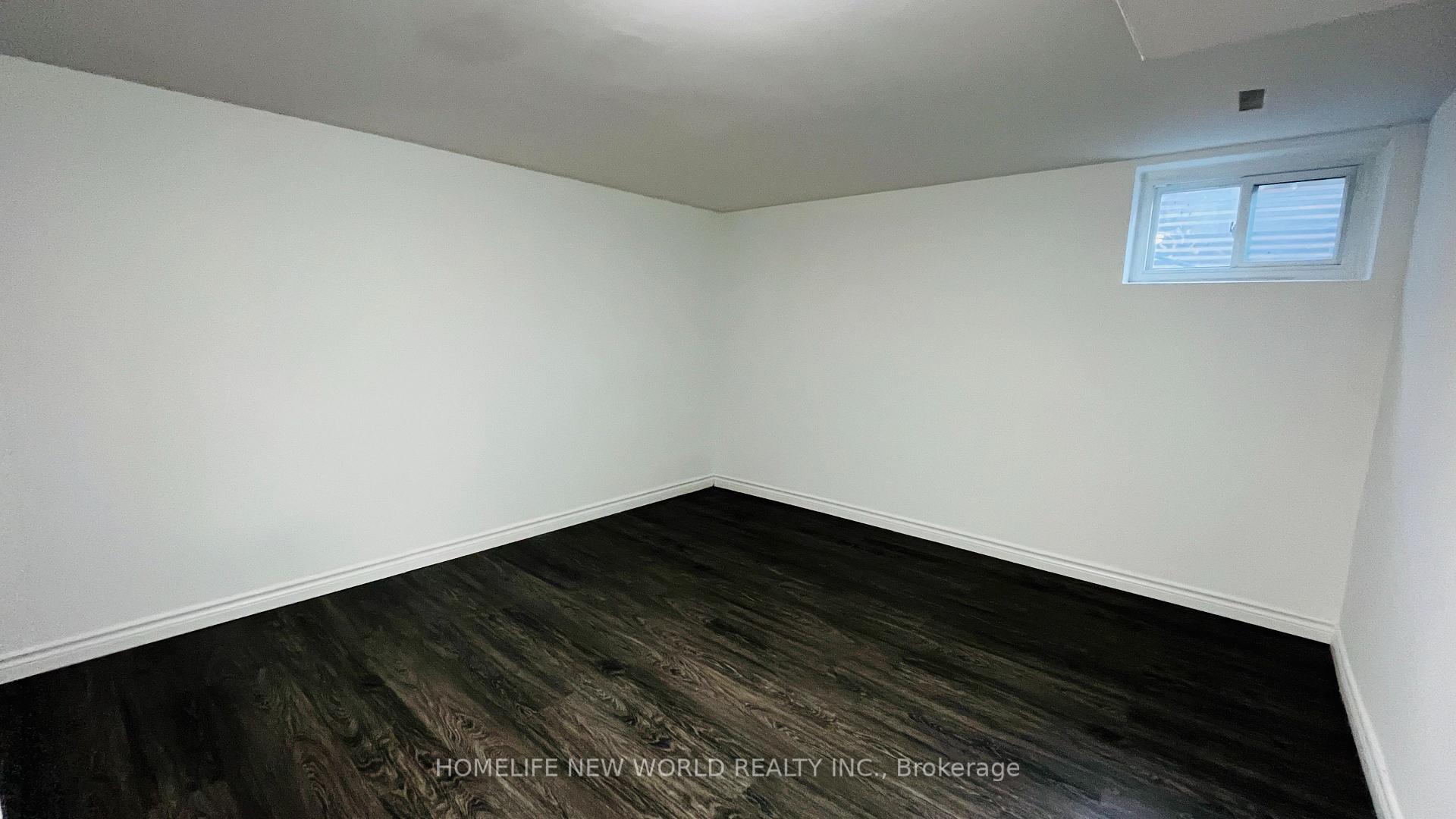 Photo 12 of Unit Lower, 38 Weldrick Road W, Richmond Hill, North Richvale — HOMEH