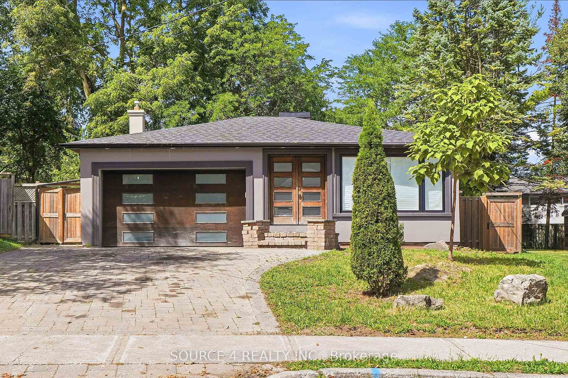 Photo 5 of 290 Newton Drive, North York, Newtonbrook East — HOMEH