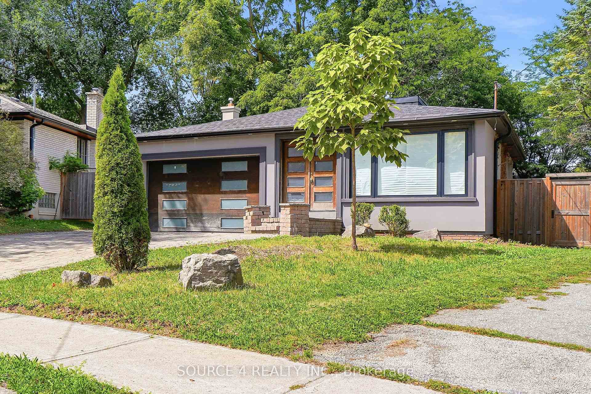 Photo 7 of 290 Newton Drive, North York, Newtonbrook East — HOMEH