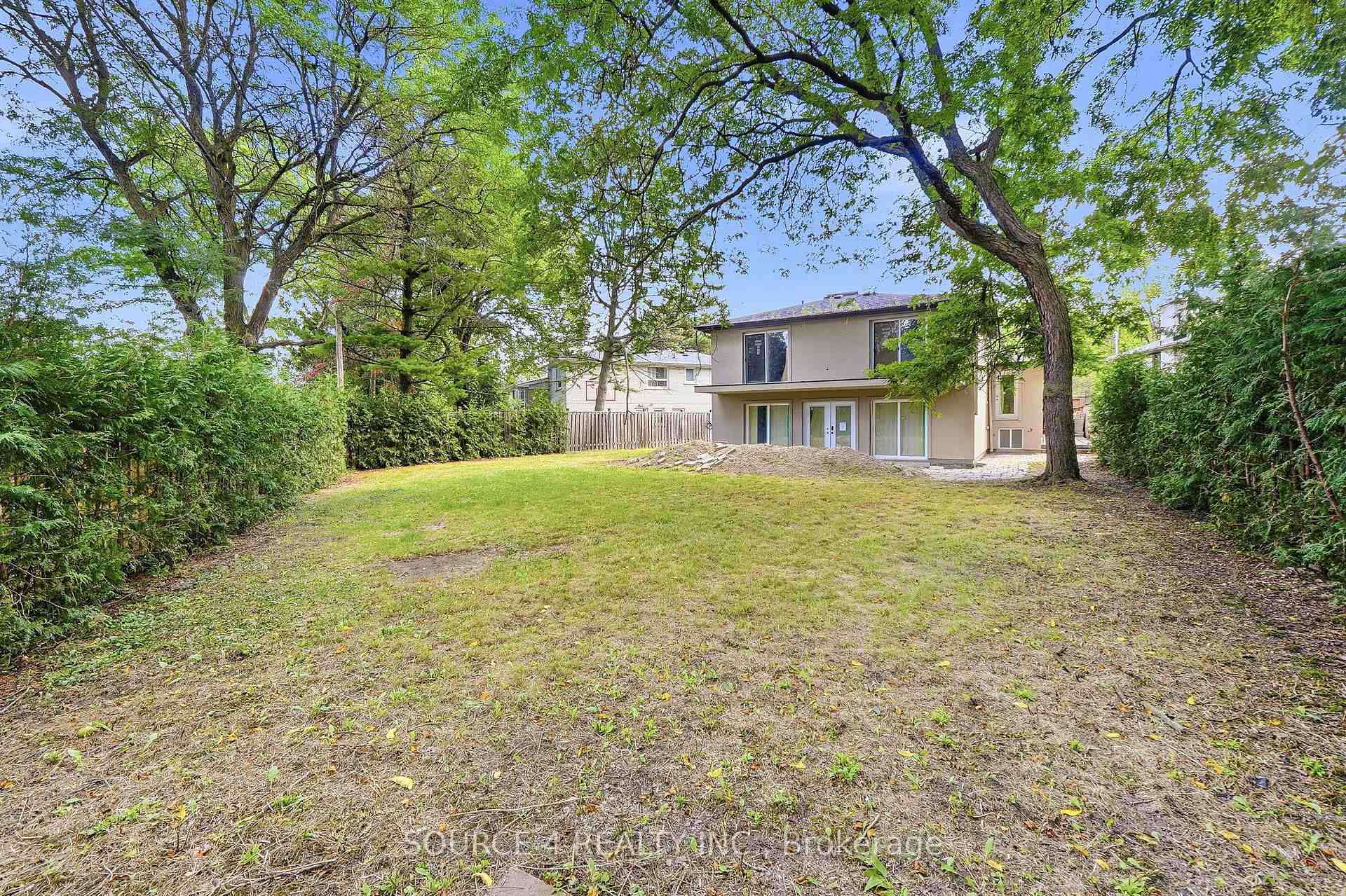 Photo 10 of 290 Newton Drive, North York, Newtonbrook East — HOMEH