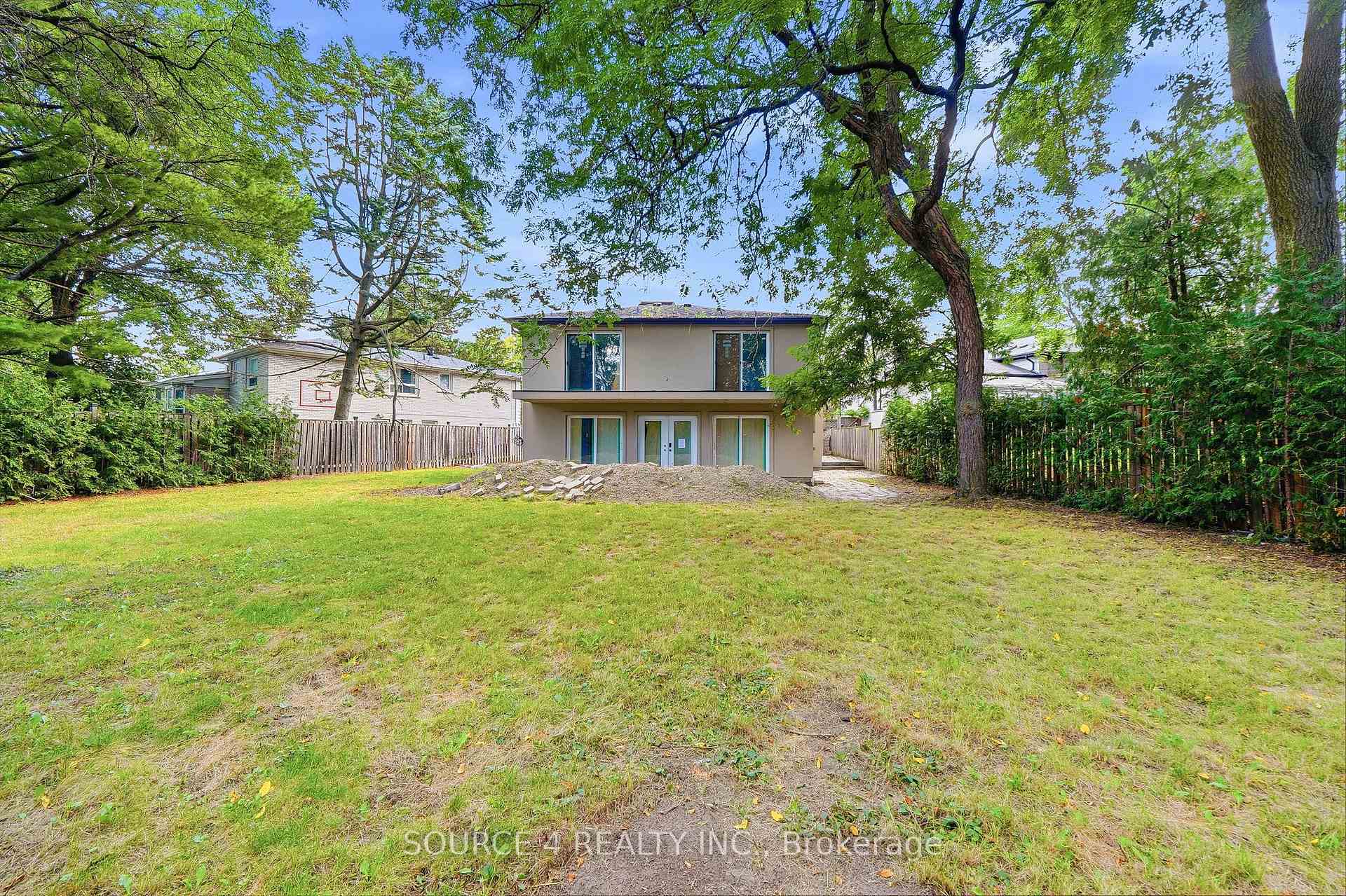 Photo 11 of 290 Newton Drive, North York, Newtonbrook East — HOMEH