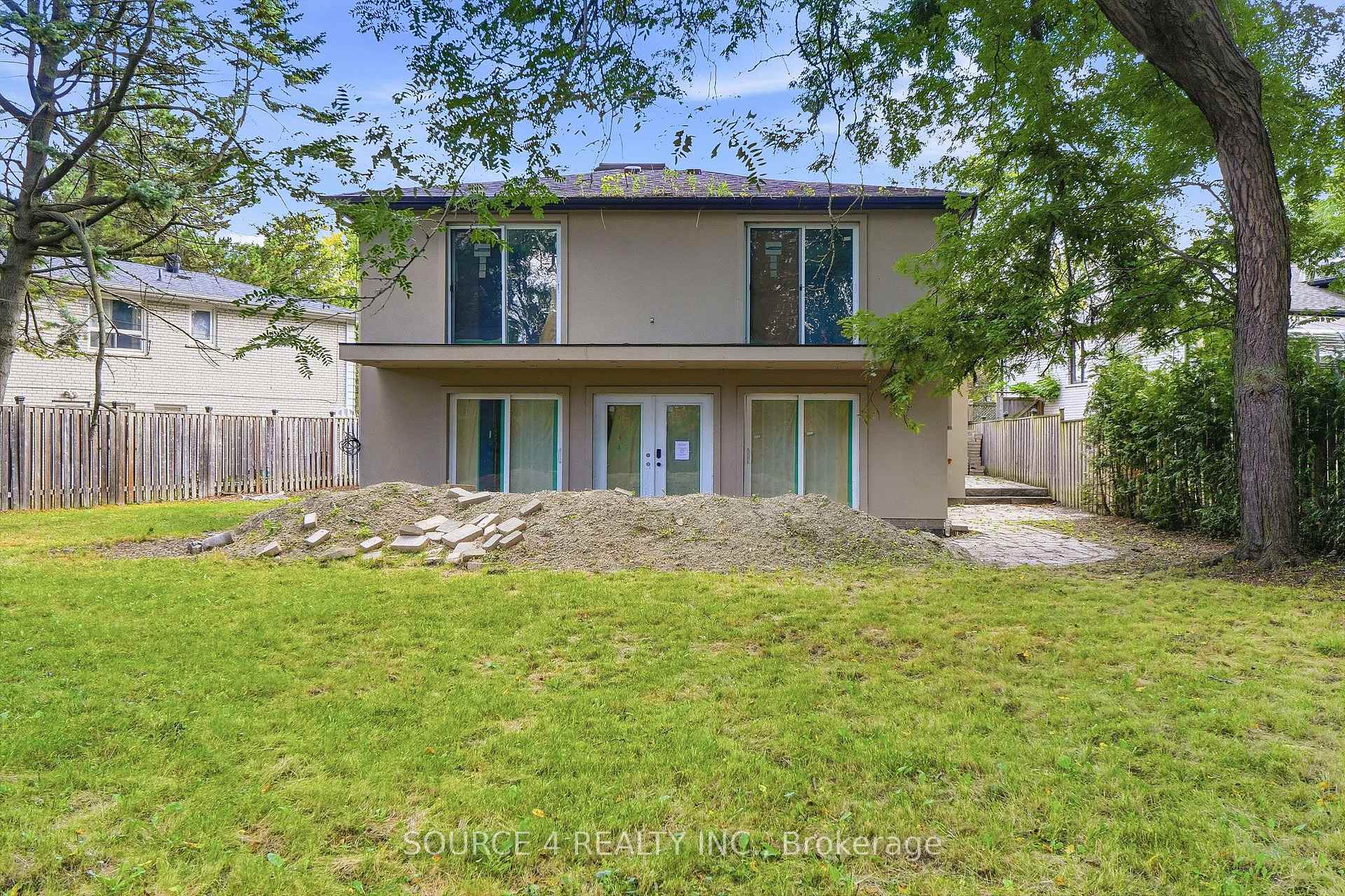 Photo 12 of 290 Newton Drive, North York, Newtonbrook East — HOMEH