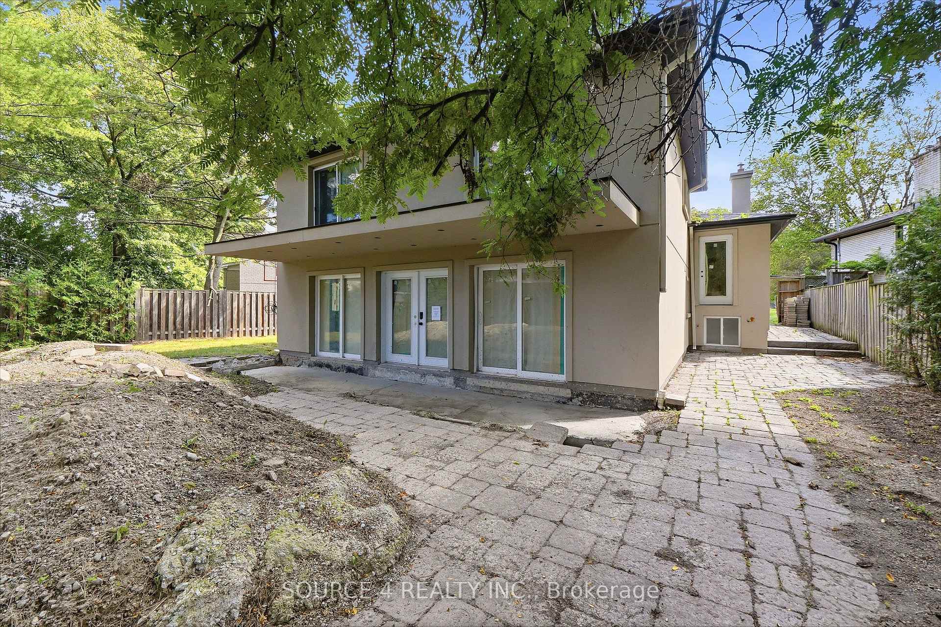 Photo 17 of 290 Newton Drive, North York, Newtonbrook East — HOMEH