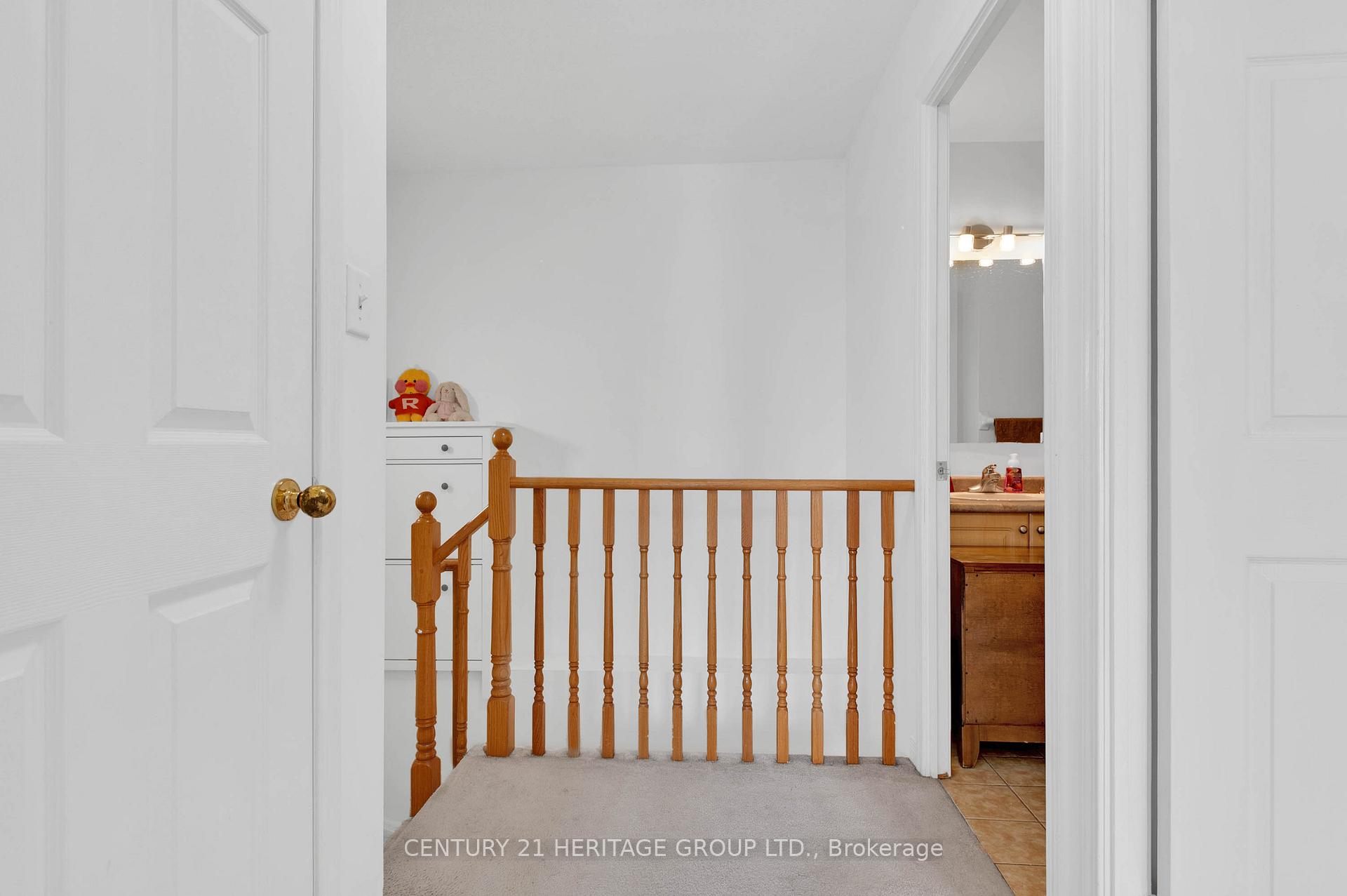 Photo 20 of Unit 24, 37 Four Winds Drive, North York, York University Heights — HOMEH