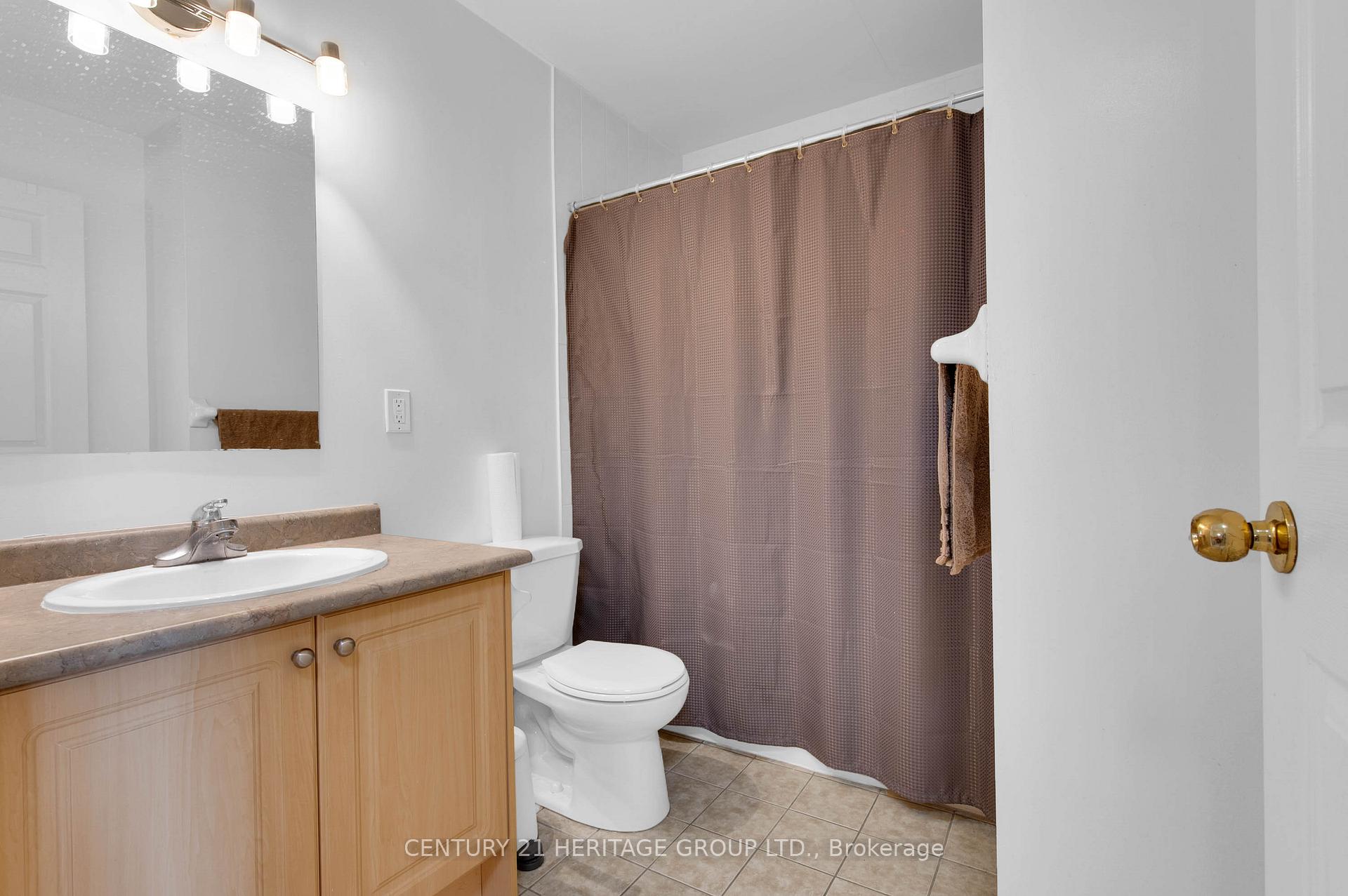 Photo 25 of Unit 24, 37 Four Winds Drive, North York, York University Heights — HOMEH
