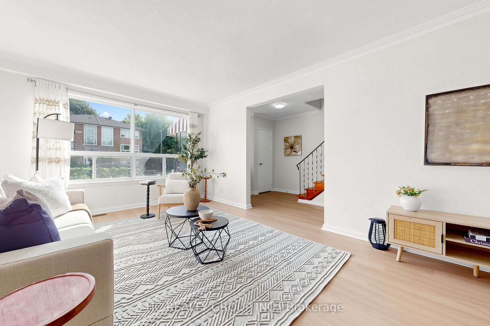 Photo 7 of 362 Highfield Road, Toronto, Greenwood-Coxwell — HOMEH