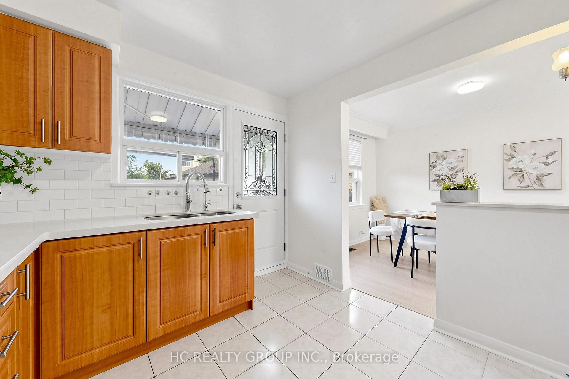 Photo 13 of 362 Highfield Road, Toronto, Greenwood-Coxwell — HOMEH