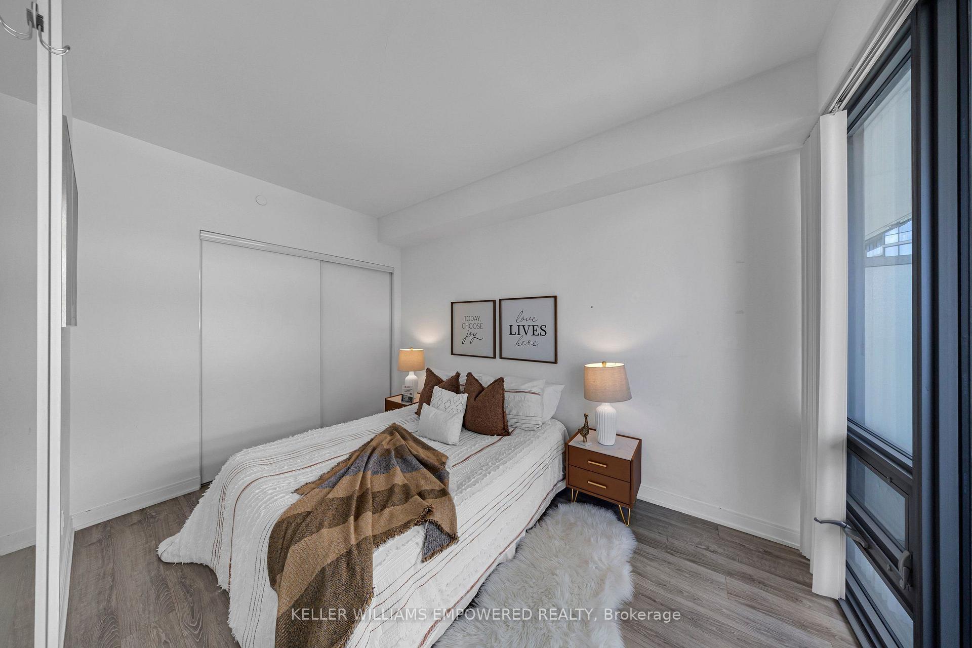 Photo 9 of Unit 3306, 50 Charles Street E, Toronto, Church-Yonge Corridor — HOMEH