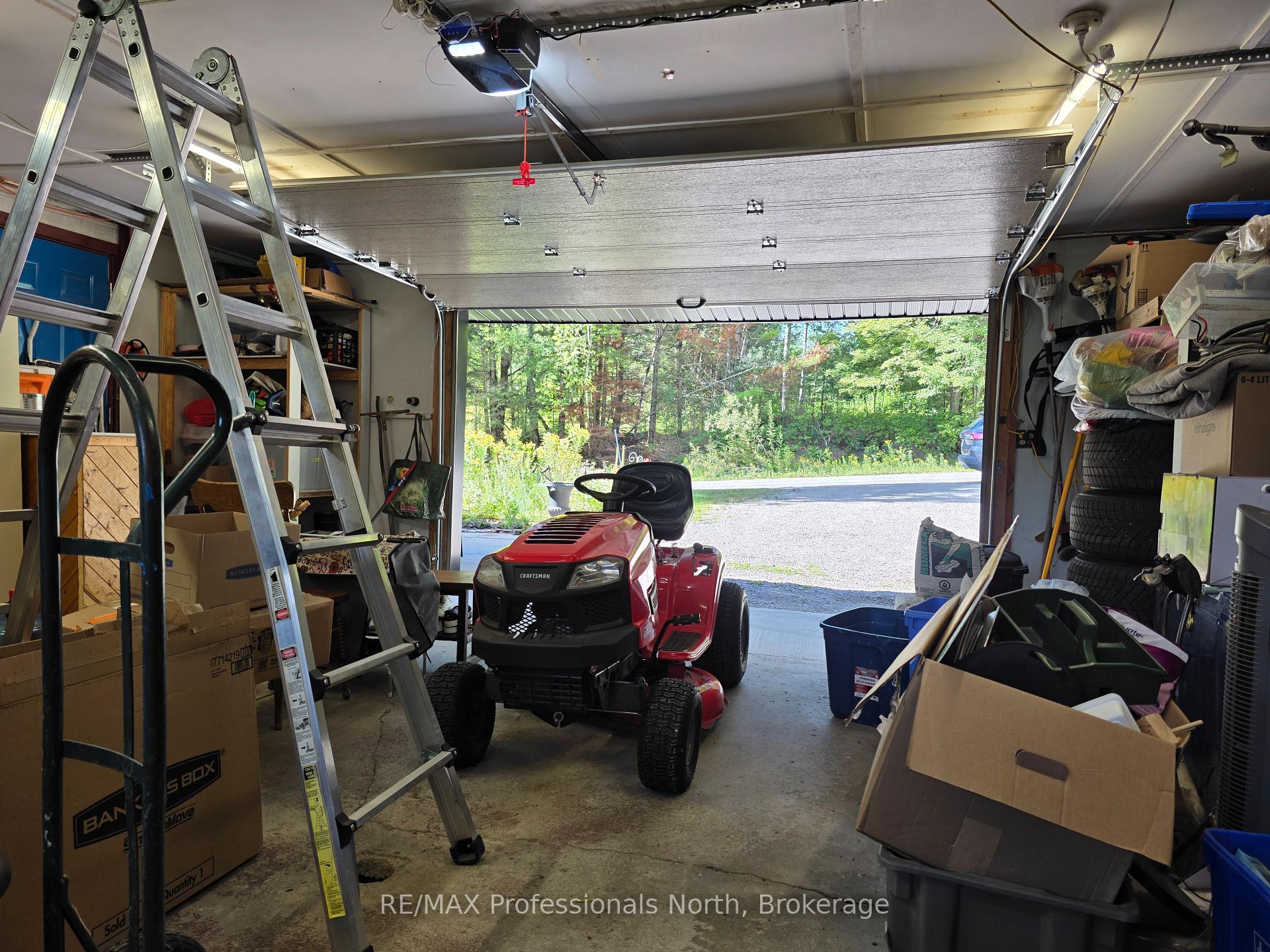 Photo 32 of 342 Bobcaygeon Road, Minden Hills, Minden — HOMEH