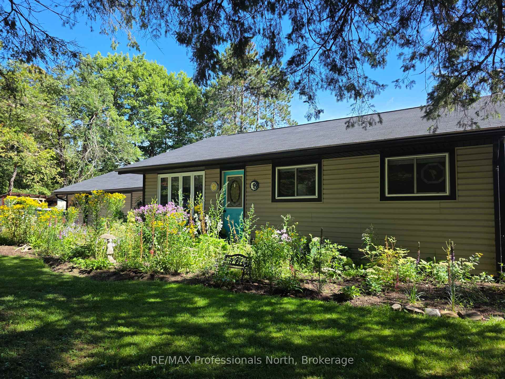 Photo 40 of 342 Bobcaygeon Road, Minden Hills, Minden — HOMEH