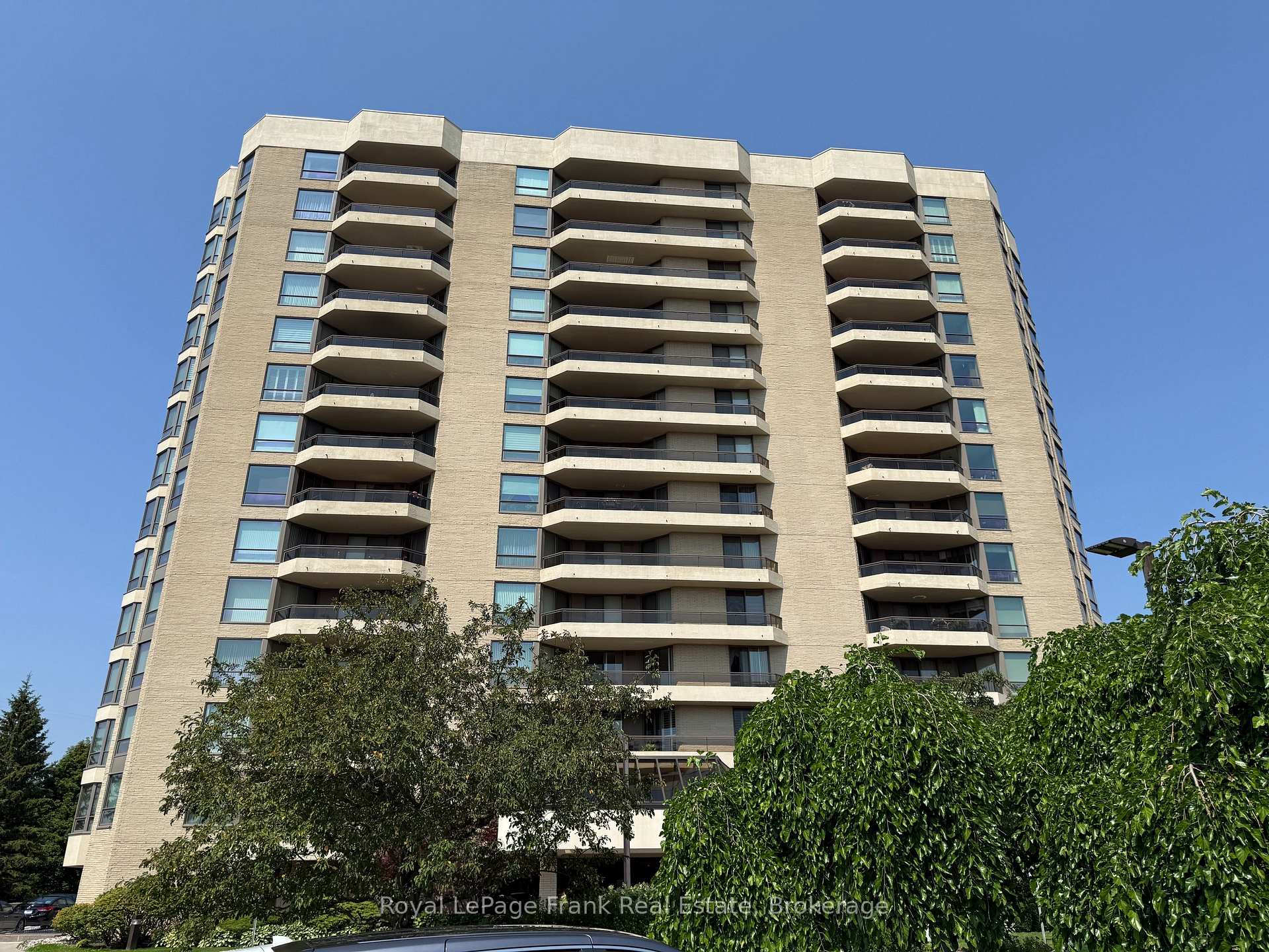 Photo 2 of Unit 503, 700 Wilson Road N, Oshawa, Centennial — HOMEH