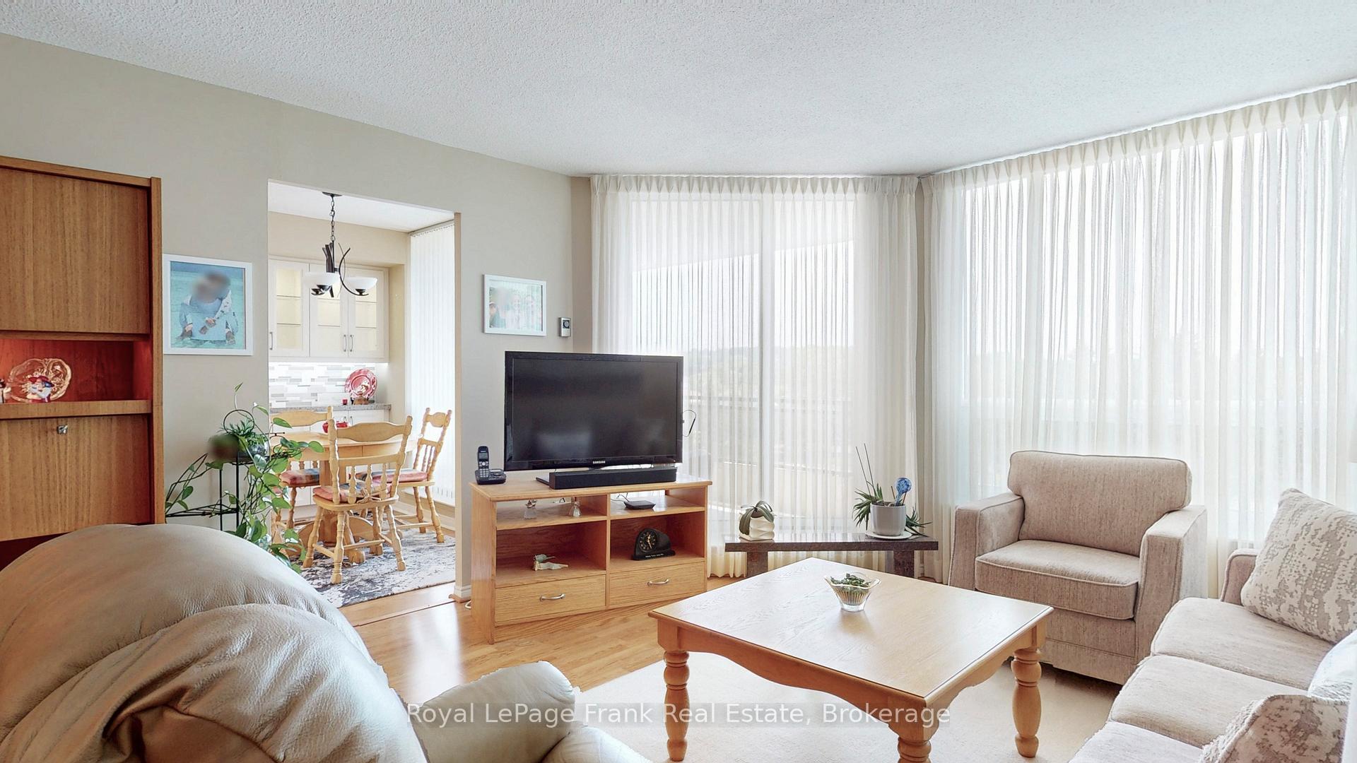 Photo 14 of Unit 503, 700 Wilson Road N, Oshawa, Centennial — HOMEH