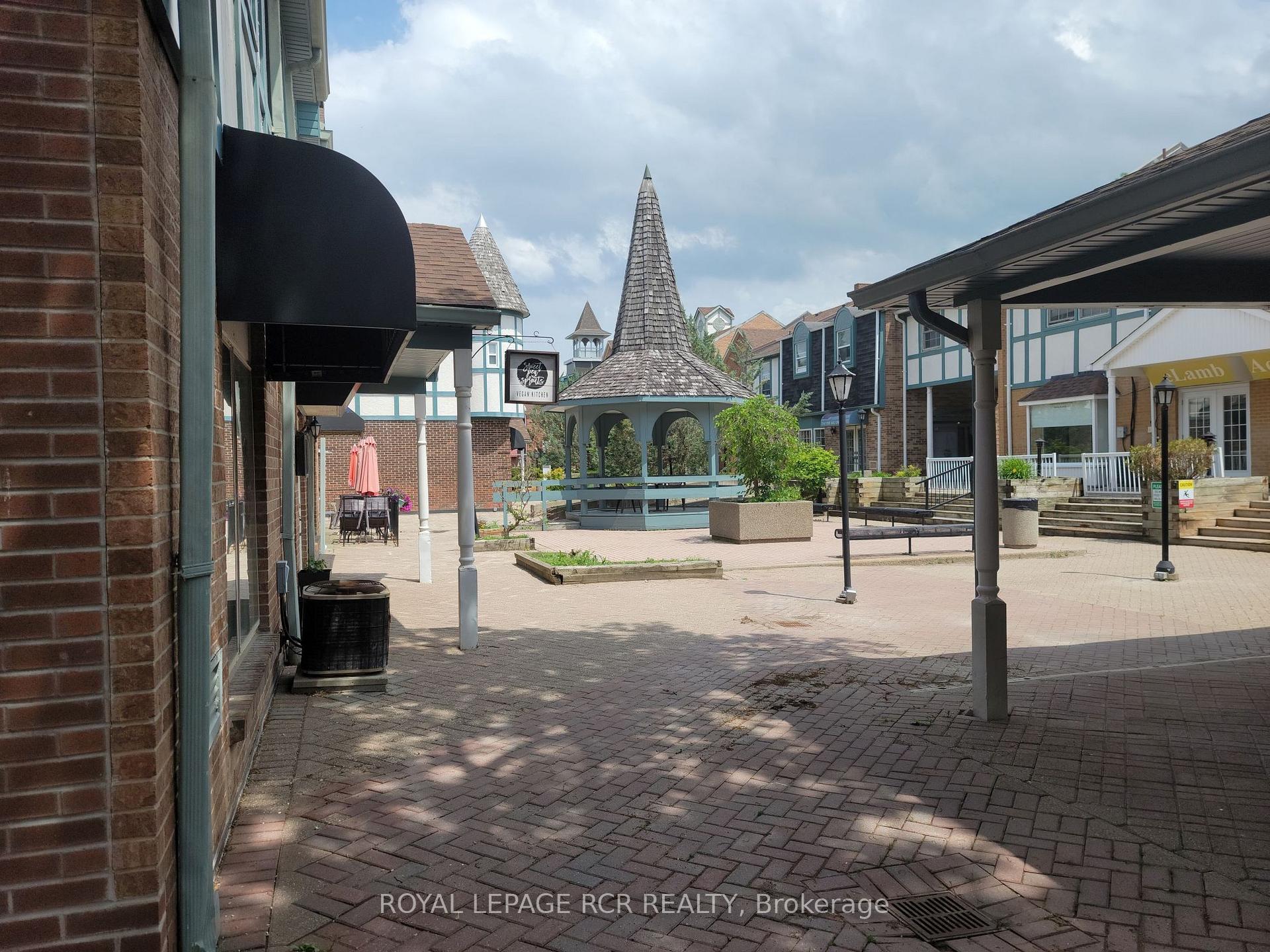 Photo 18 of Unit 202, 2 Orchard Heights Boulevard, Aurora, Hills of St Andrew — HOMEH
