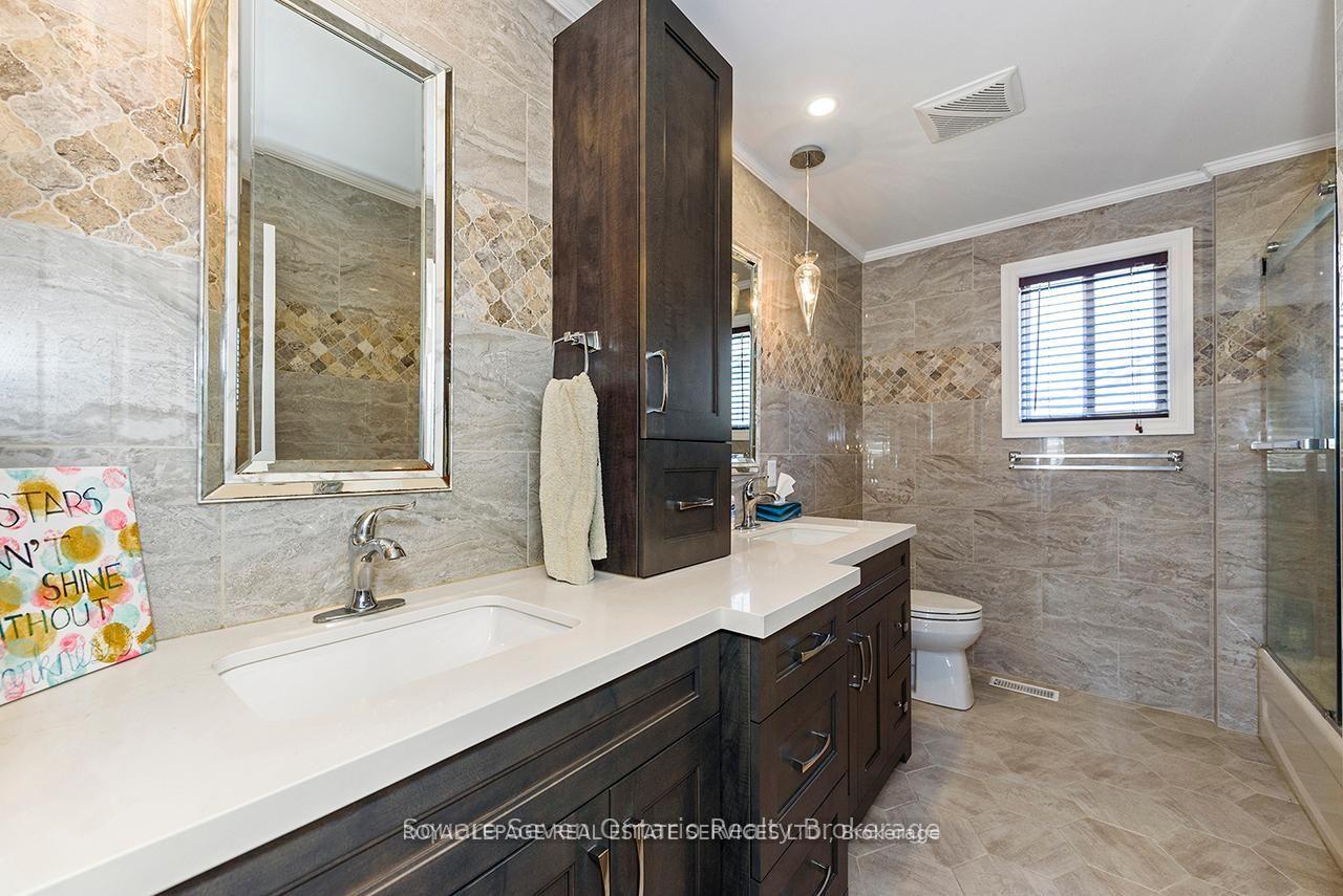Photo 21 of 635 Commonwealth Crescent, Kitchener, Trussler — HOMEH