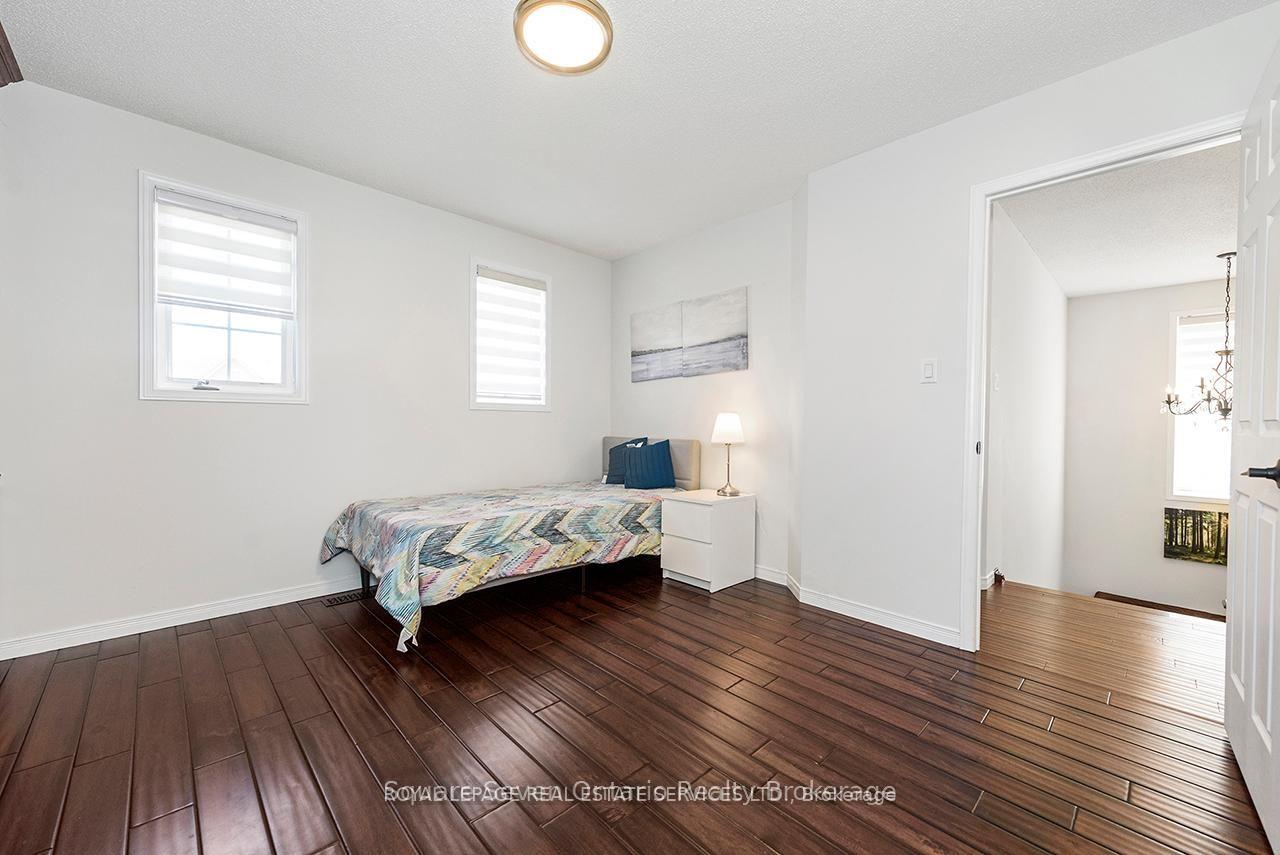 Photo 29 of 635 Commonwealth Crescent, Kitchener, Trussler — HOMEH