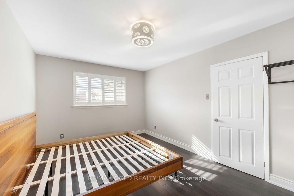 Photo 14 of 44 Wilton Drive, Brampton, Brampton East — HOMEH