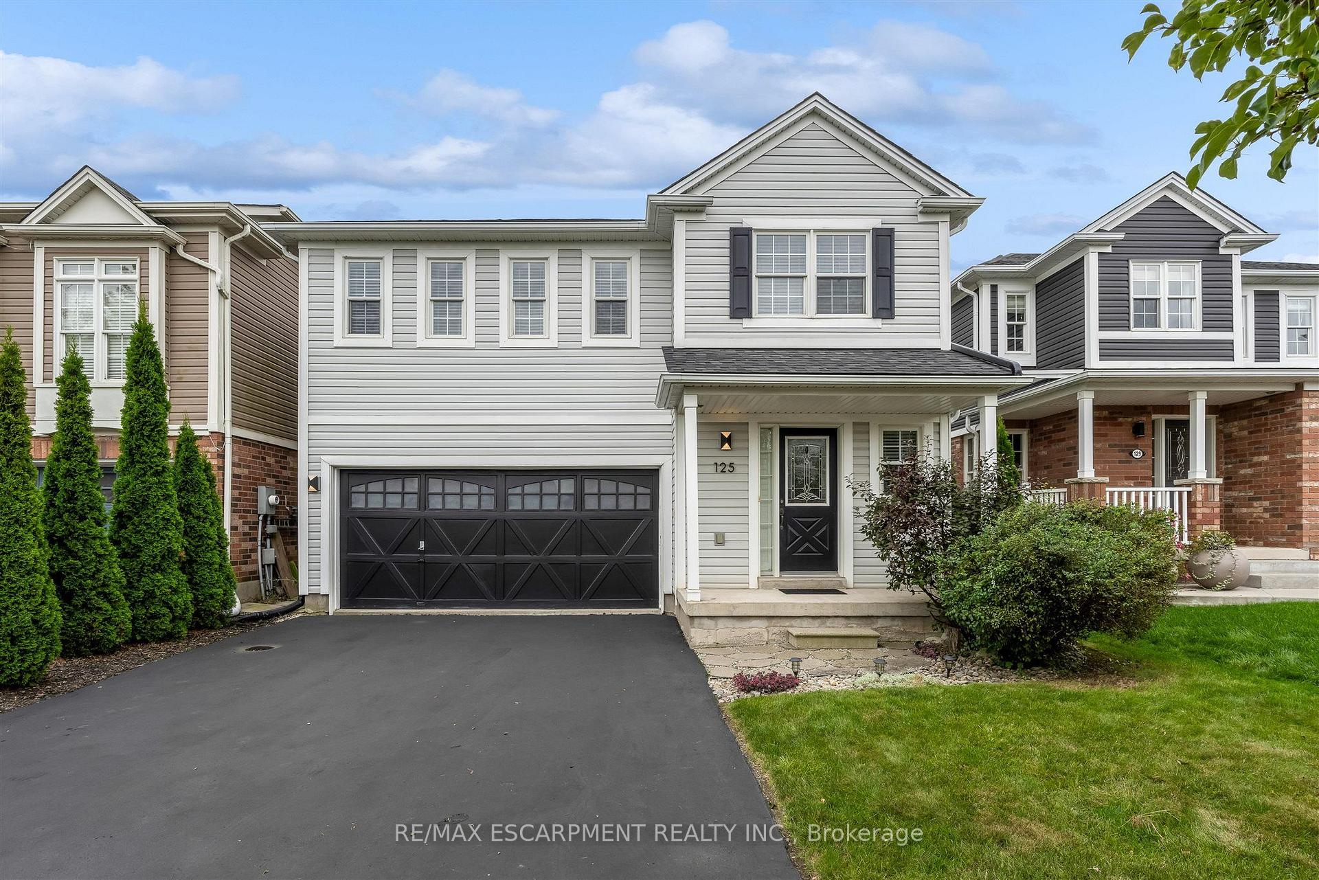 Photo 1 of 125 Voyager Pass, Hamilton, Binbrook — HOMEH