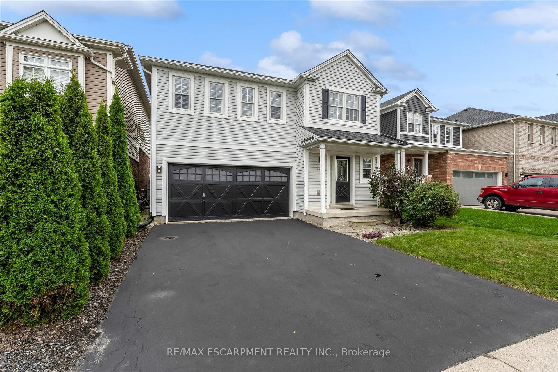 Photo 2 of 125 Voyager Pass, Hamilton, Binbrook — HOMEH
