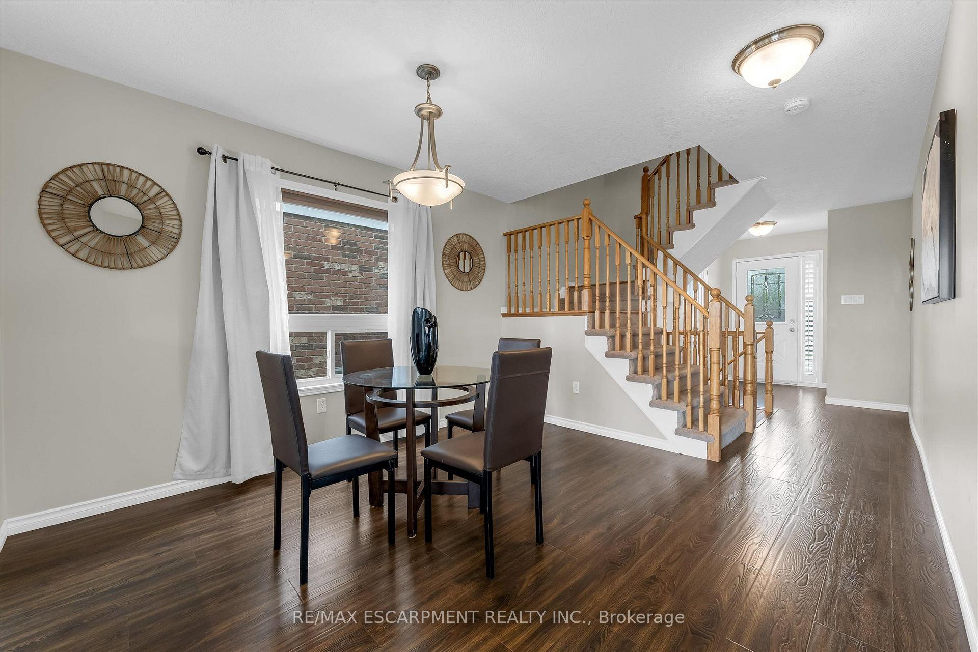 Photo 7 of 125 Voyager Pass, Hamilton, Binbrook — HOMEH