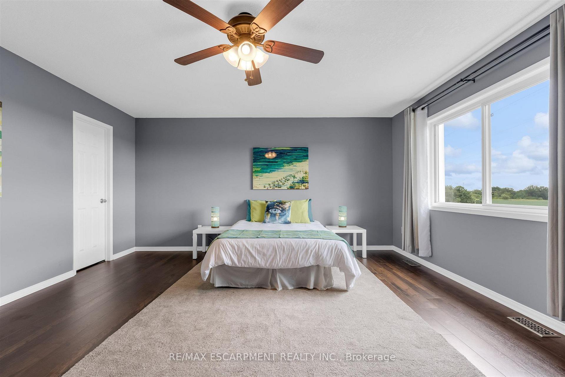 Photo 29 of 125 Voyager Pass, Hamilton, Binbrook — HOMEH
