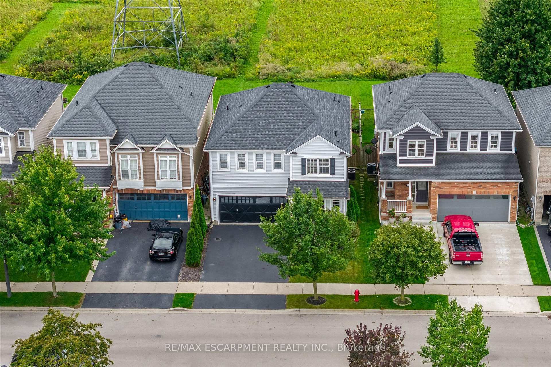 Photo 41 of 125 Voyager Pass, Hamilton, Binbrook — HOMEH
