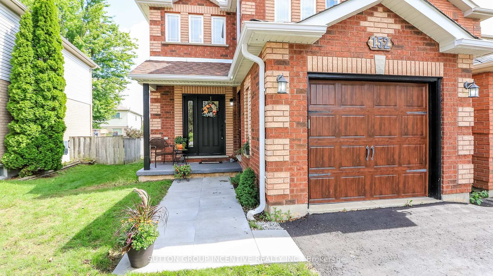 Photo of 152 Julia Crescent