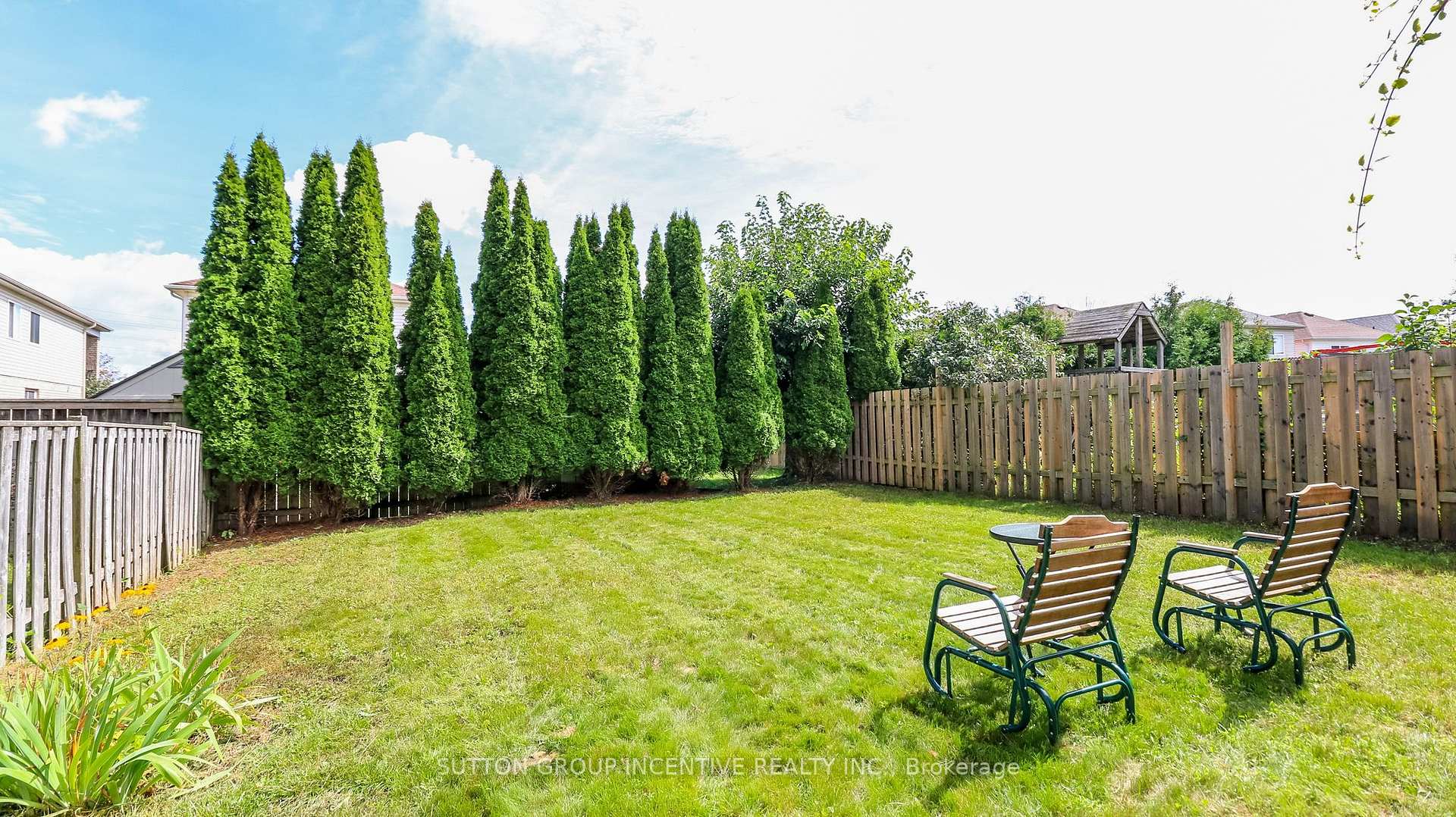 Photo 19 of 152 Julia Crescent, Orillia — HOMEH