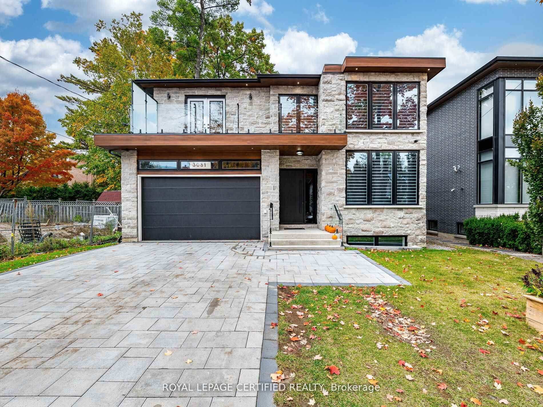 Photo 2 of 3081 Grenville Drive, Mississauga, Cooksville — HOMEH