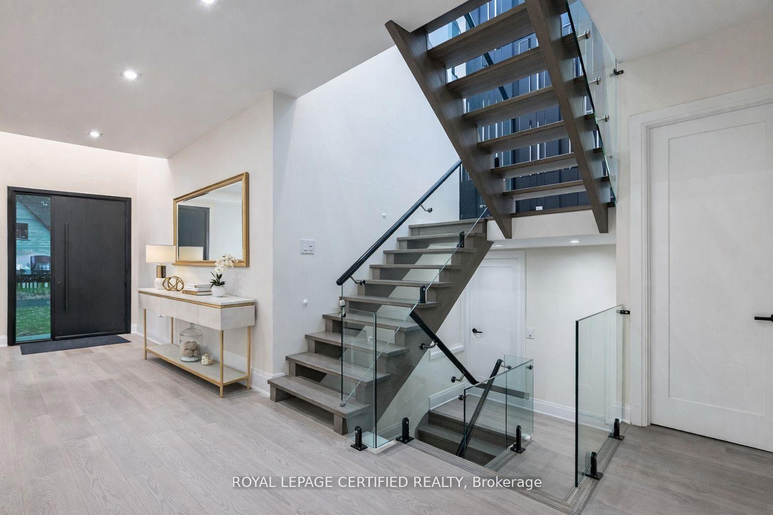 Photo 6 of 3081 Grenville Drive, Mississauga, Cooksville — HOMEH