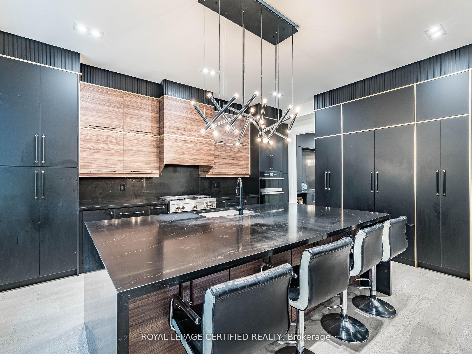 Photo 14 of 3081 Grenville Drive, Mississauga, Cooksville — HOMEH