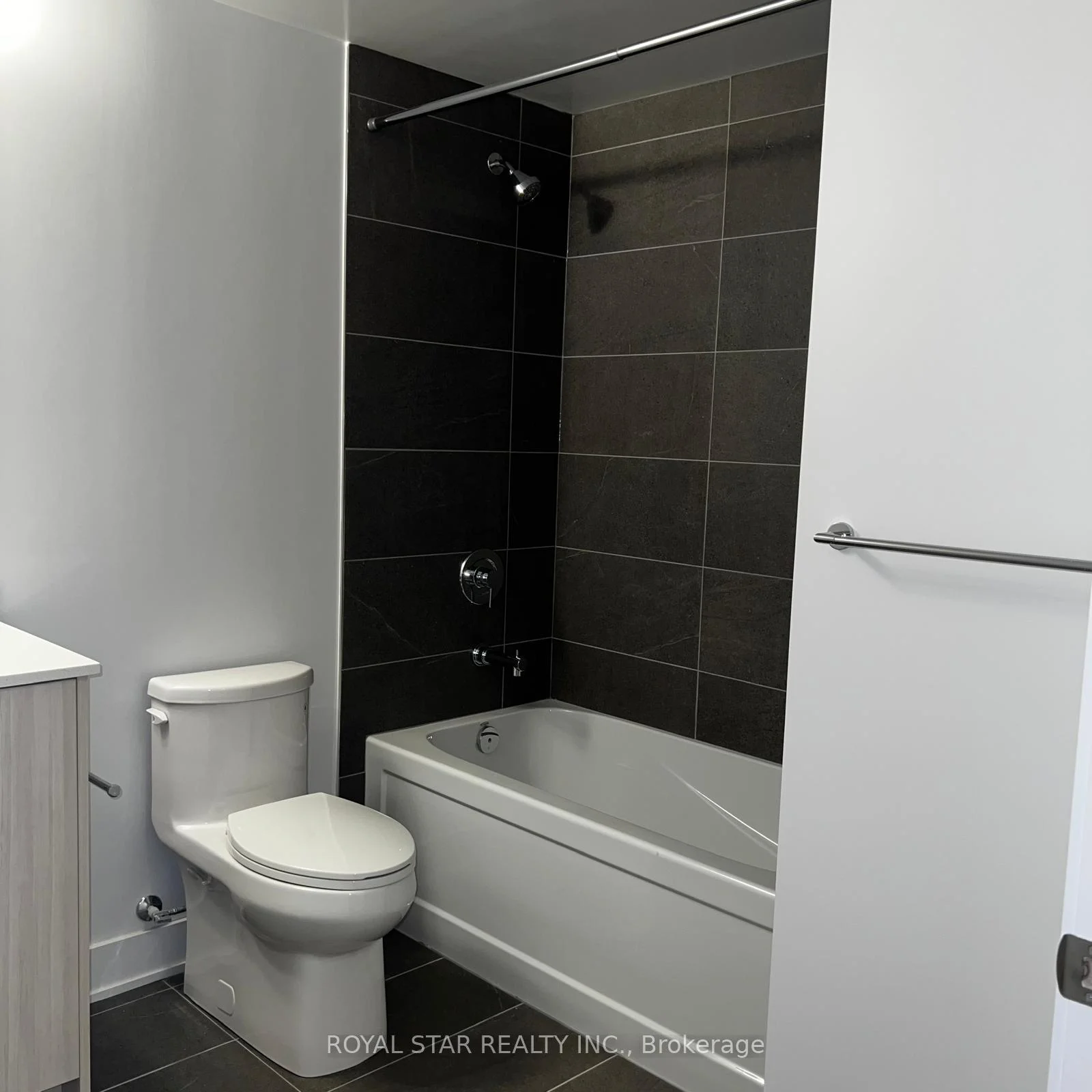 Photo 7 of Unit 1402A, 115 Nipissing Road, Milton, Timberlea — HOMEH