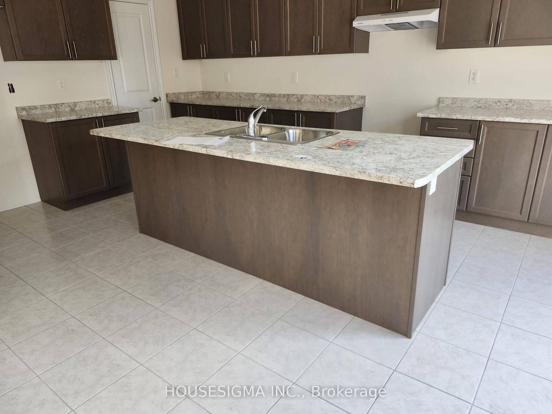 Photo 20 of 2988 Zenith Parkway, Pickering, Rural Pickering — HOMEH