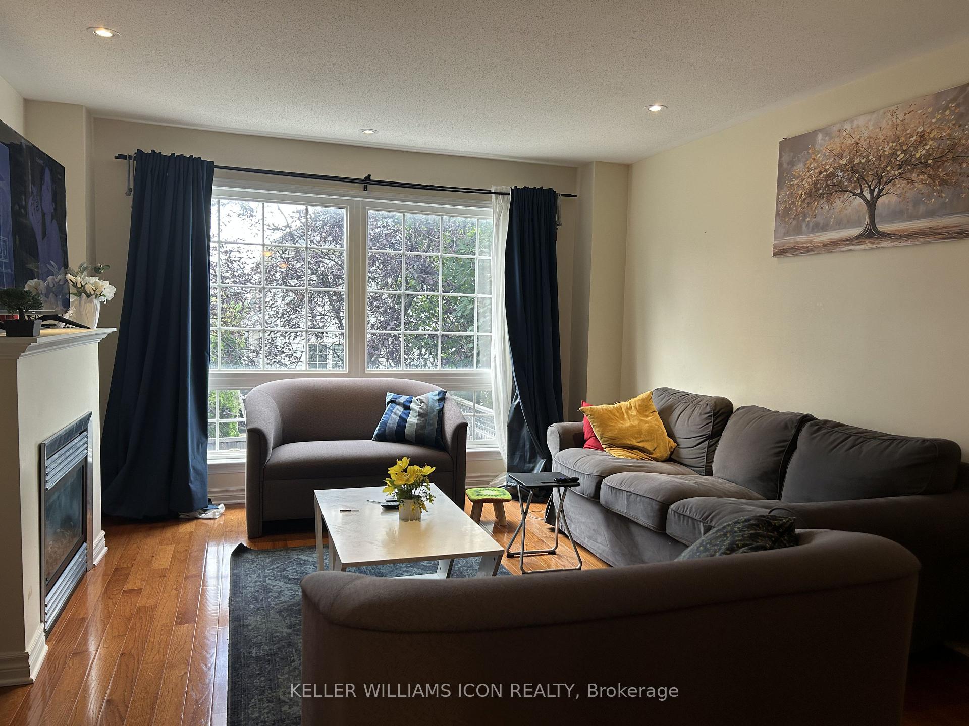 Photo 2 of 131 Goldwood Private, Ottawa, Barrhaven - Stonebridge — HOMEH