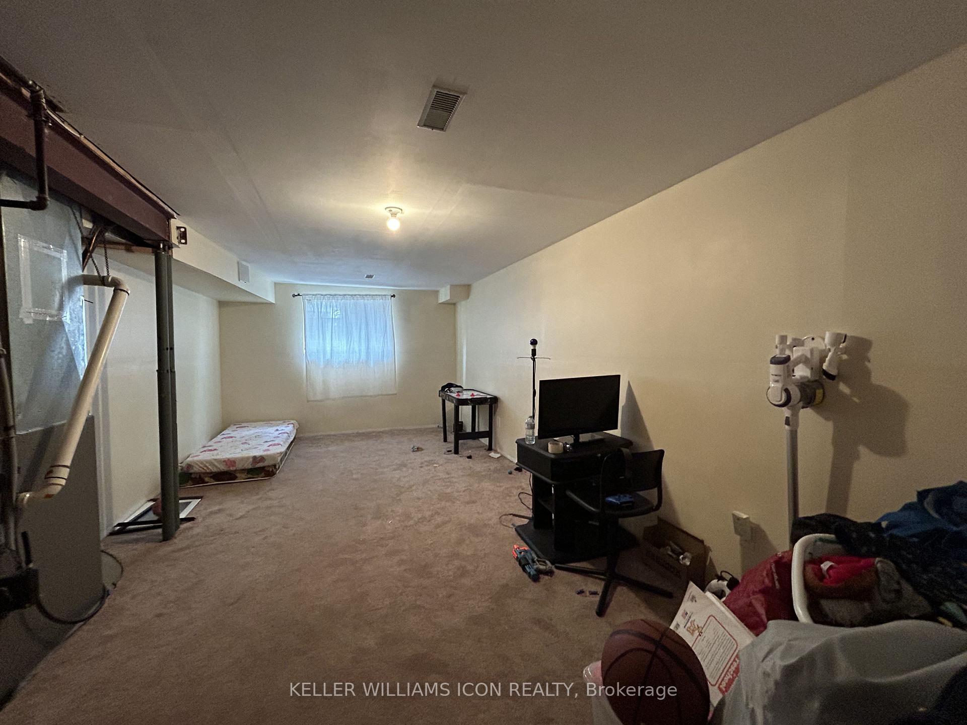 Photo 11 of 131 Goldwood Private, Ottawa, Barrhaven - Stonebridge — HOMEH
