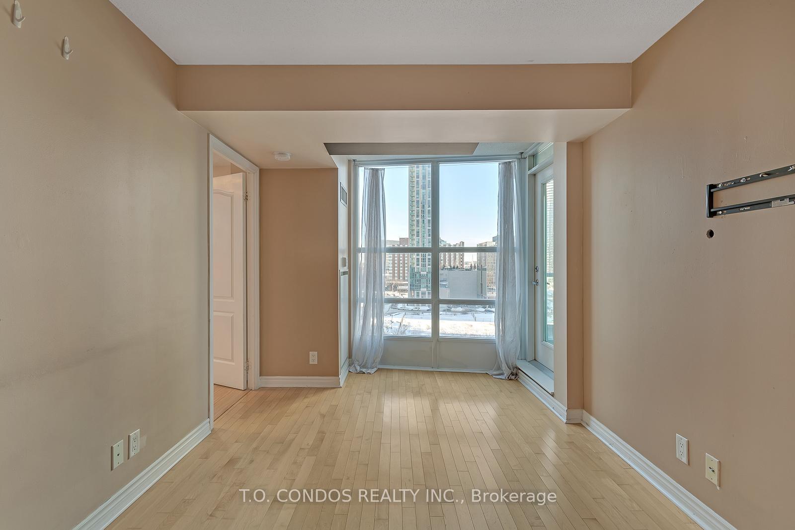 Photo 9 of Unit 906, 33 Elm Drive W, Mississauga, City Centre — HOMEH