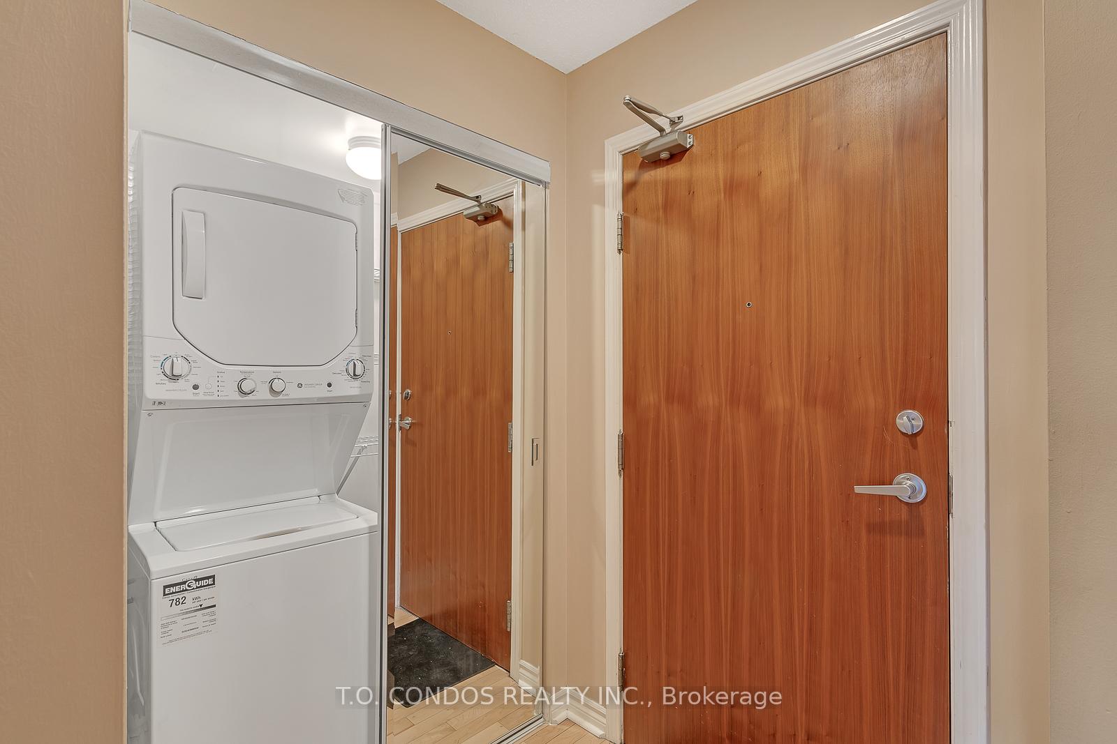 Photo 20 of Unit 906, 33 Elm Drive W, Mississauga, City Centre — HOMEH