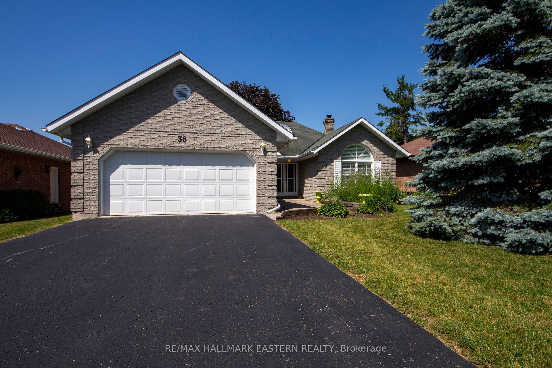 Photo of 36 Russell Hill Road