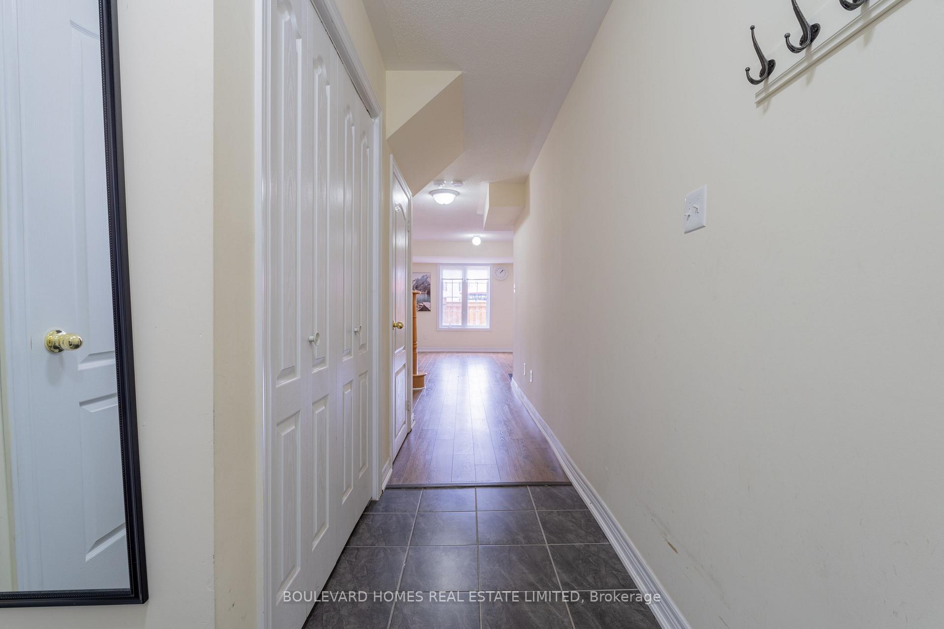 Photo 7 of 1518 Shepway Mews, Pickering, Duffin Heights — HOMEH