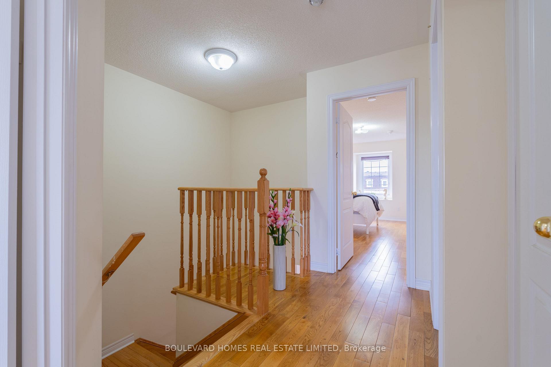 Photo 15 of 1518 Shepway Mews, Pickering, Duffin Heights — HOMEH
