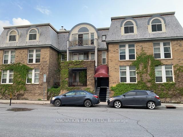 Front of Unit 3B, 210 Cumberland Street