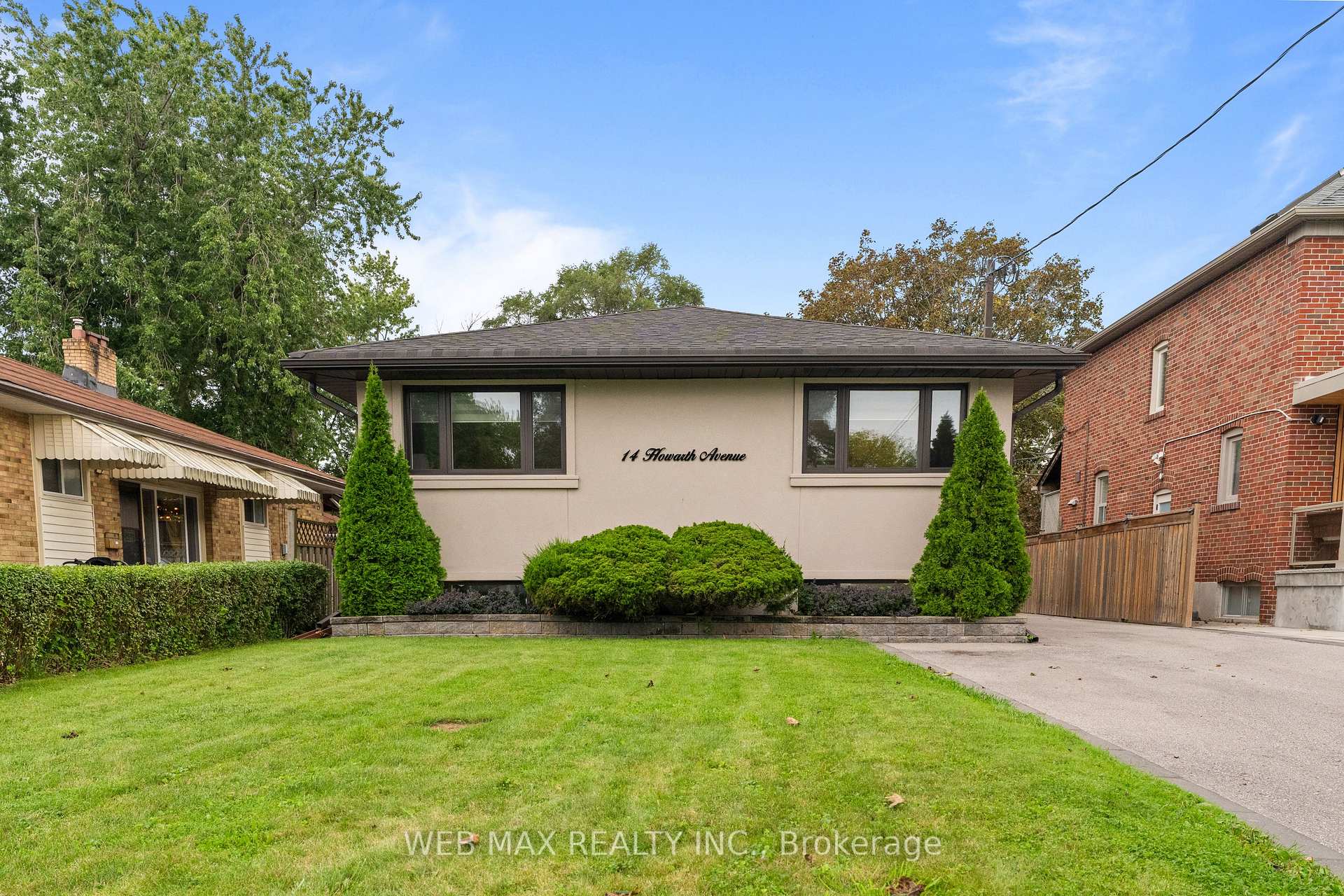Photo 1 of 14 Howarth Avenue, Scarborough, Wexford-Maryvale — HOMEH