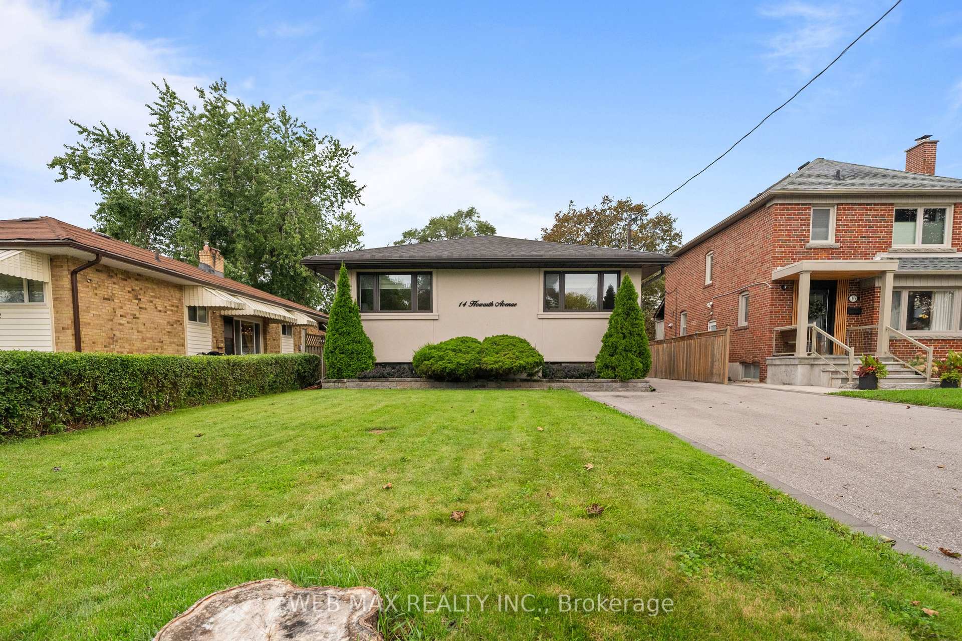 Photo 2 of 14 Howarth Avenue, Scarborough, Wexford-Maryvale — HOMEH