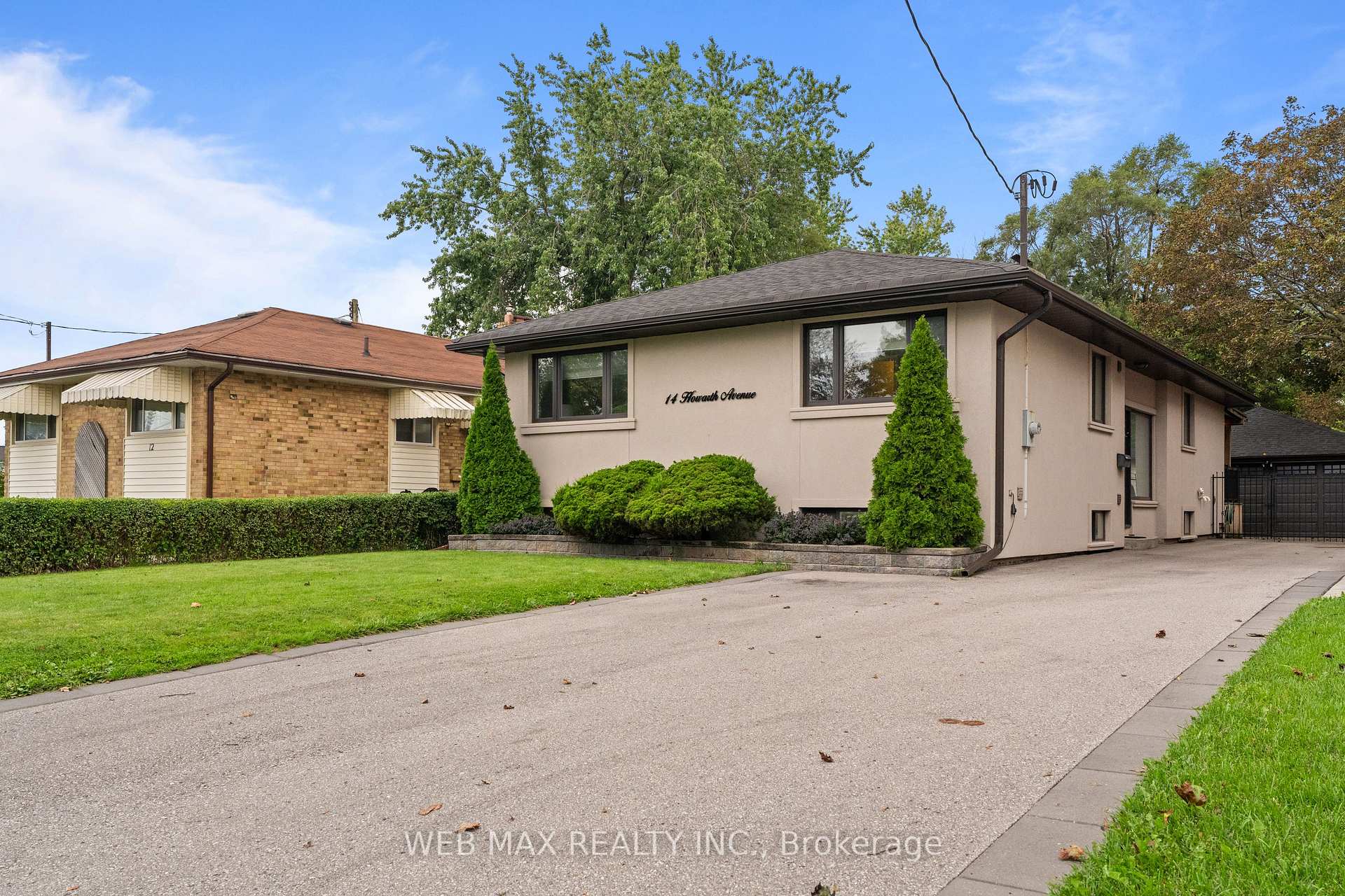 Photo 3 of 14 Howarth Avenue, Scarborough, Wexford-Maryvale — HOMEH
