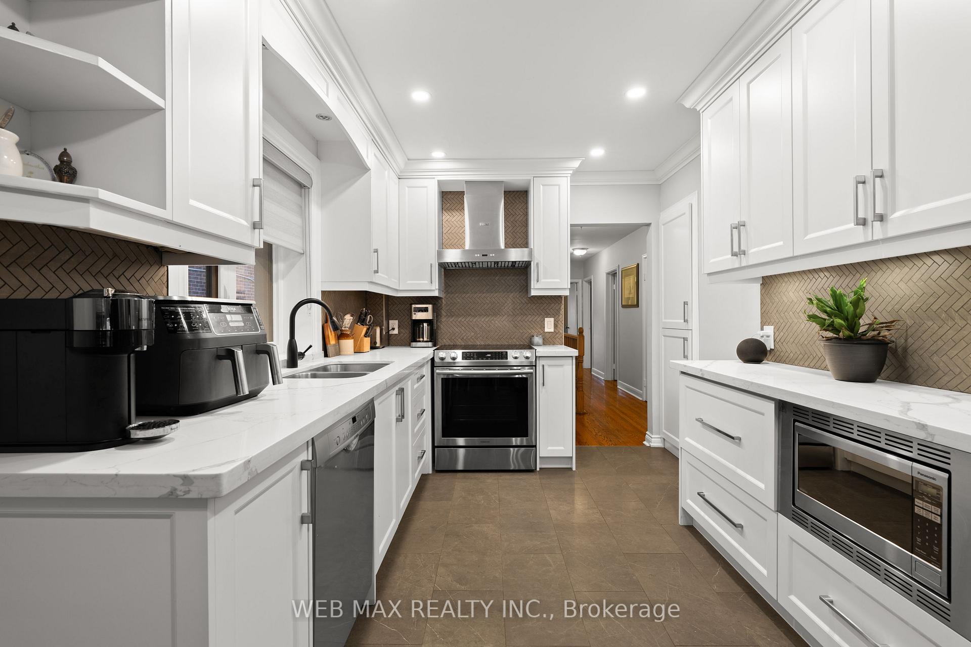 Photo 10 of 14 Howarth Avenue, Scarborough, Wexford-Maryvale — HOMEH