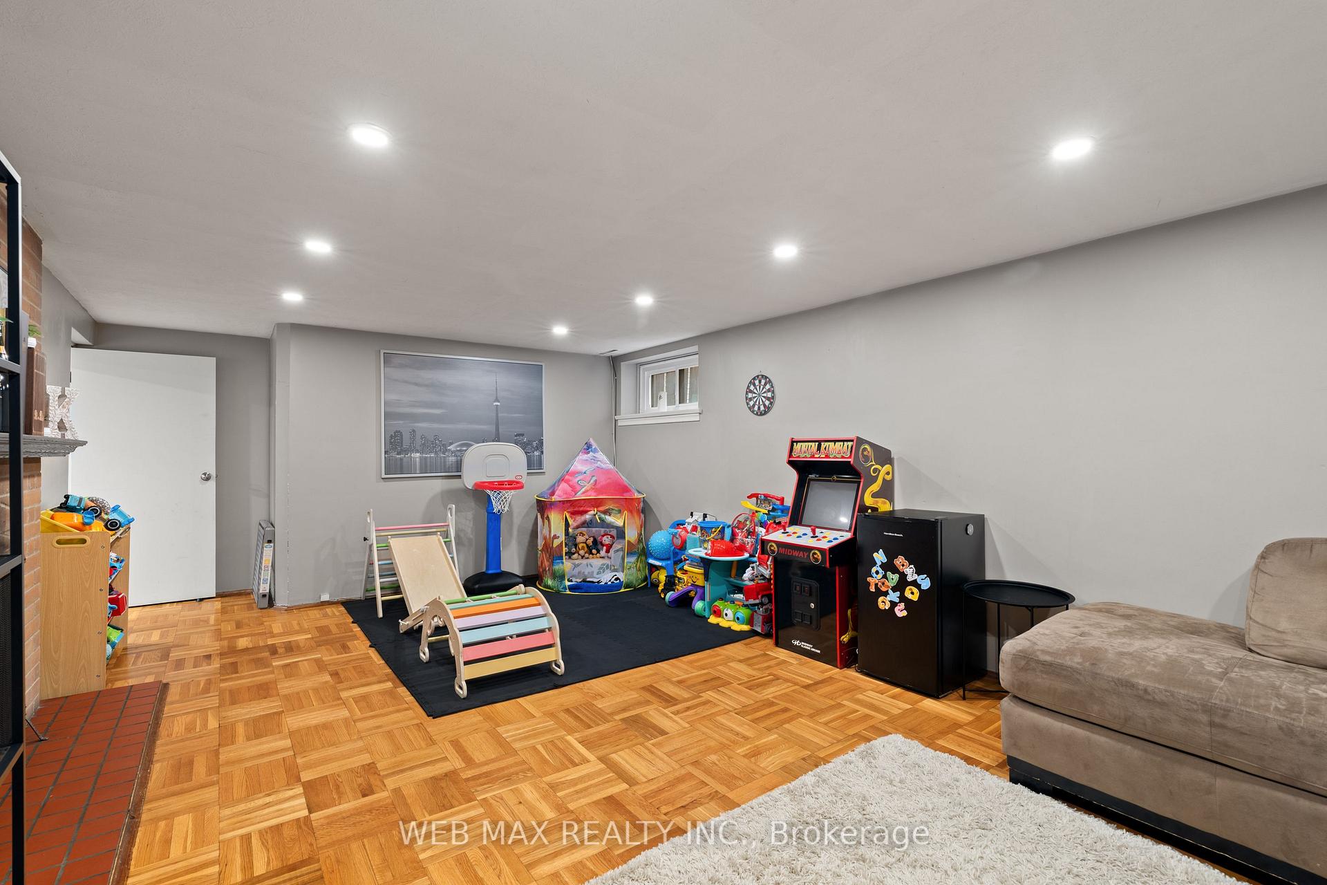 Photo 26 of 14 Howarth Avenue, Scarborough, Wexford-Maryvale — HOMEH